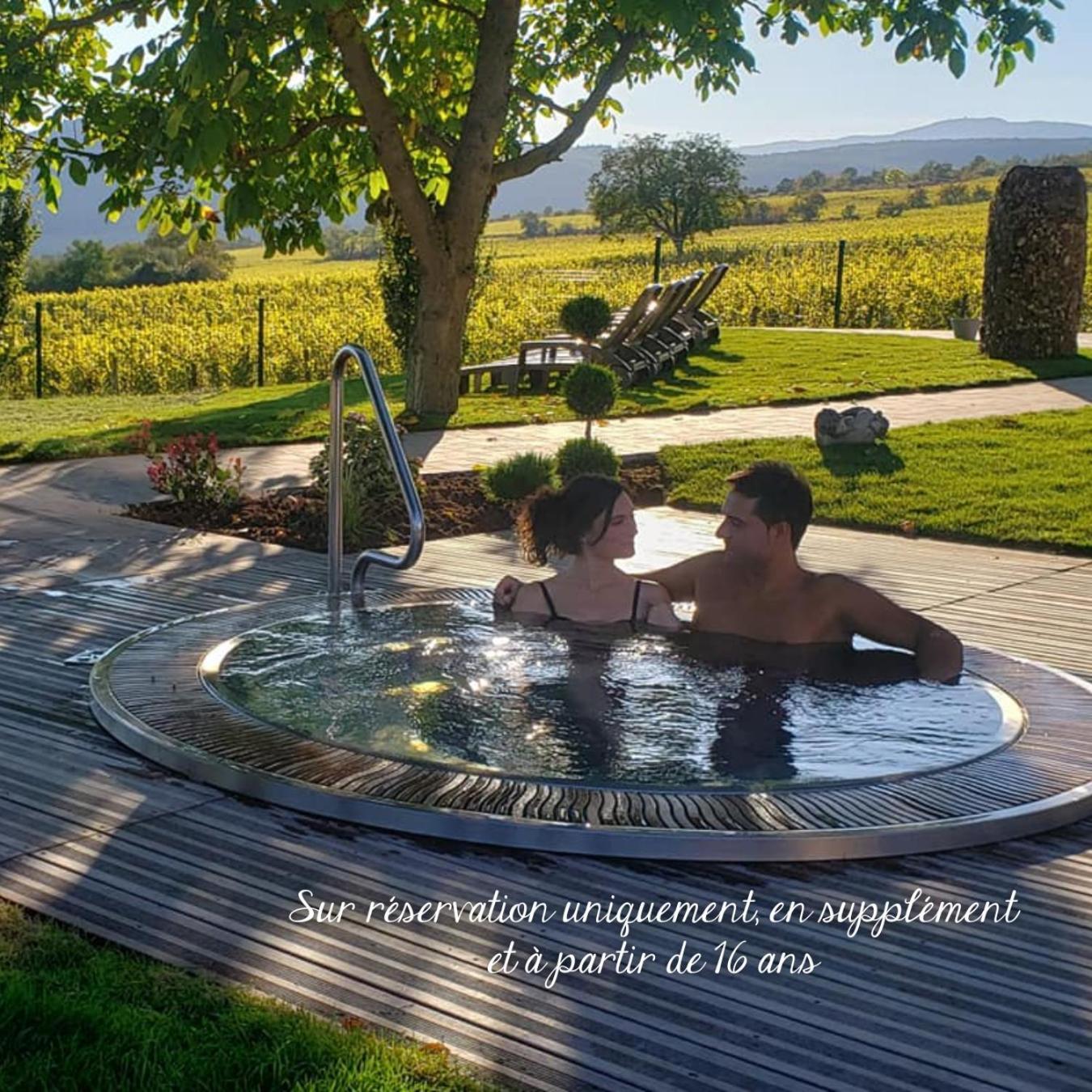 Hotel Du Bollenberg - Restaurant "Cote Plaine" - Spa De La Colline Westhalten Exteriör bild